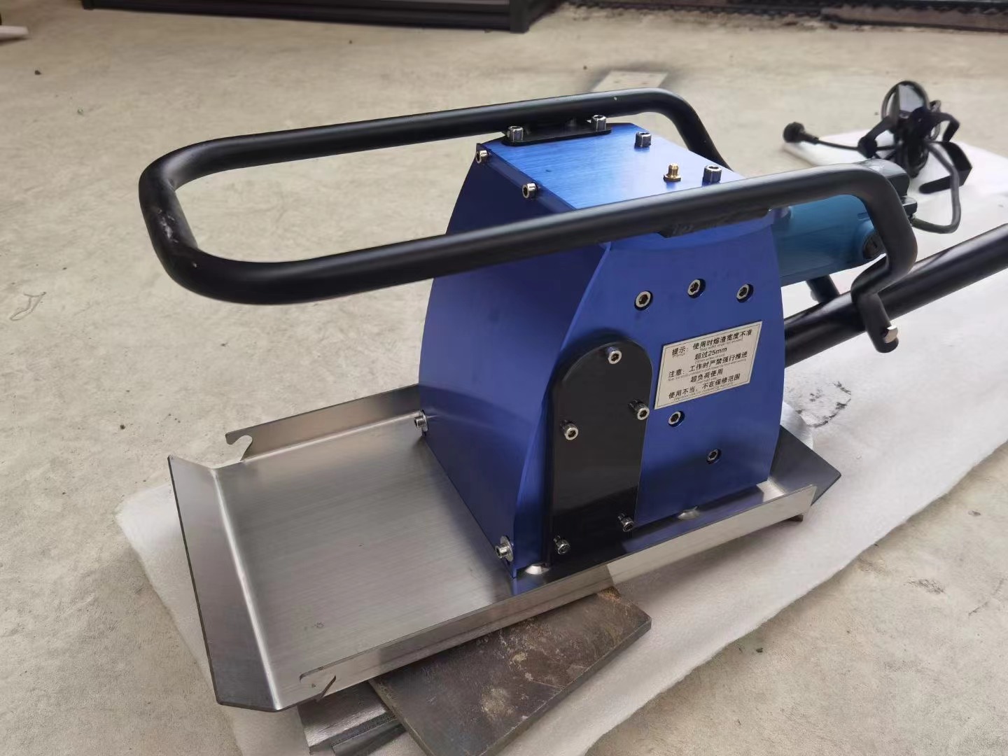 For Laser Cutting Machine Slat Slag Cleaner Fully Automatic Plasma Laser Cutting Machine Table