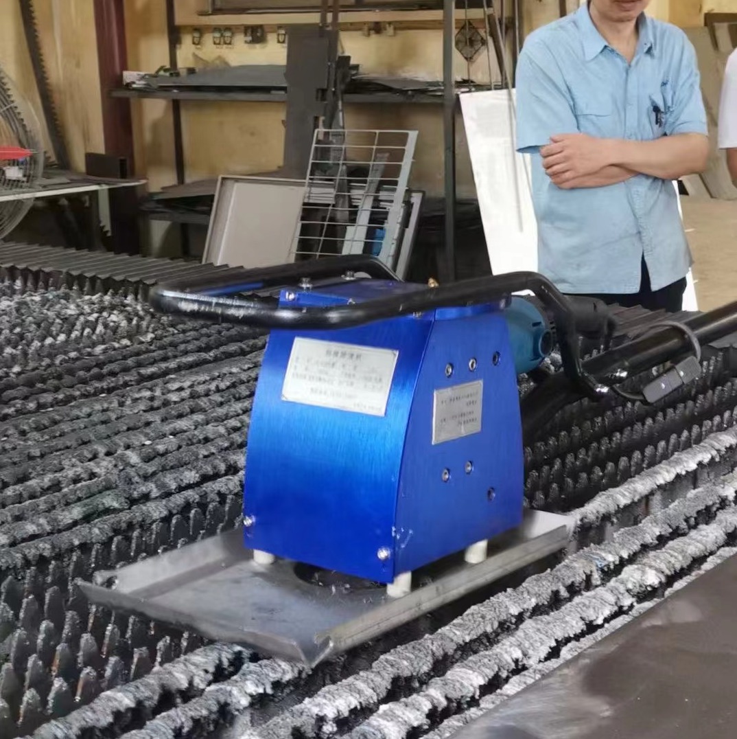 Compact Fiber Laser Cutting Machine Sword Grid Slag Cleaner for Building Material Shops and Other In